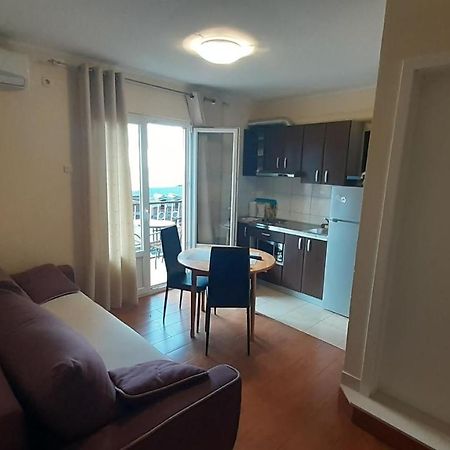 Apartments Roncevic #Joko# Gradac  Exterior foto