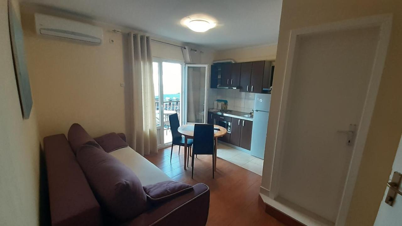 Apartments Roncevic #Joko# Gradac  Exterior foto